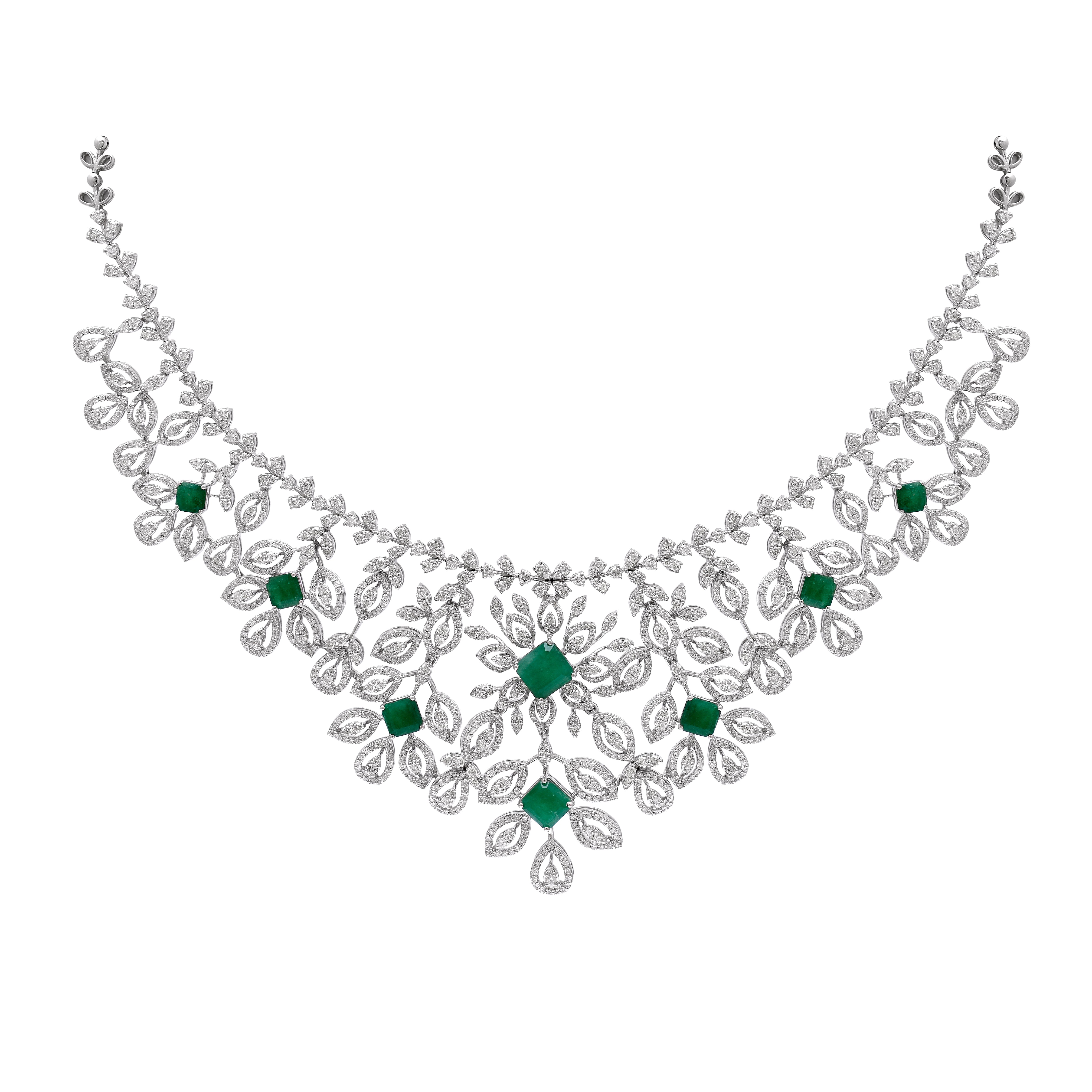 Green Luster Diamond Necklace