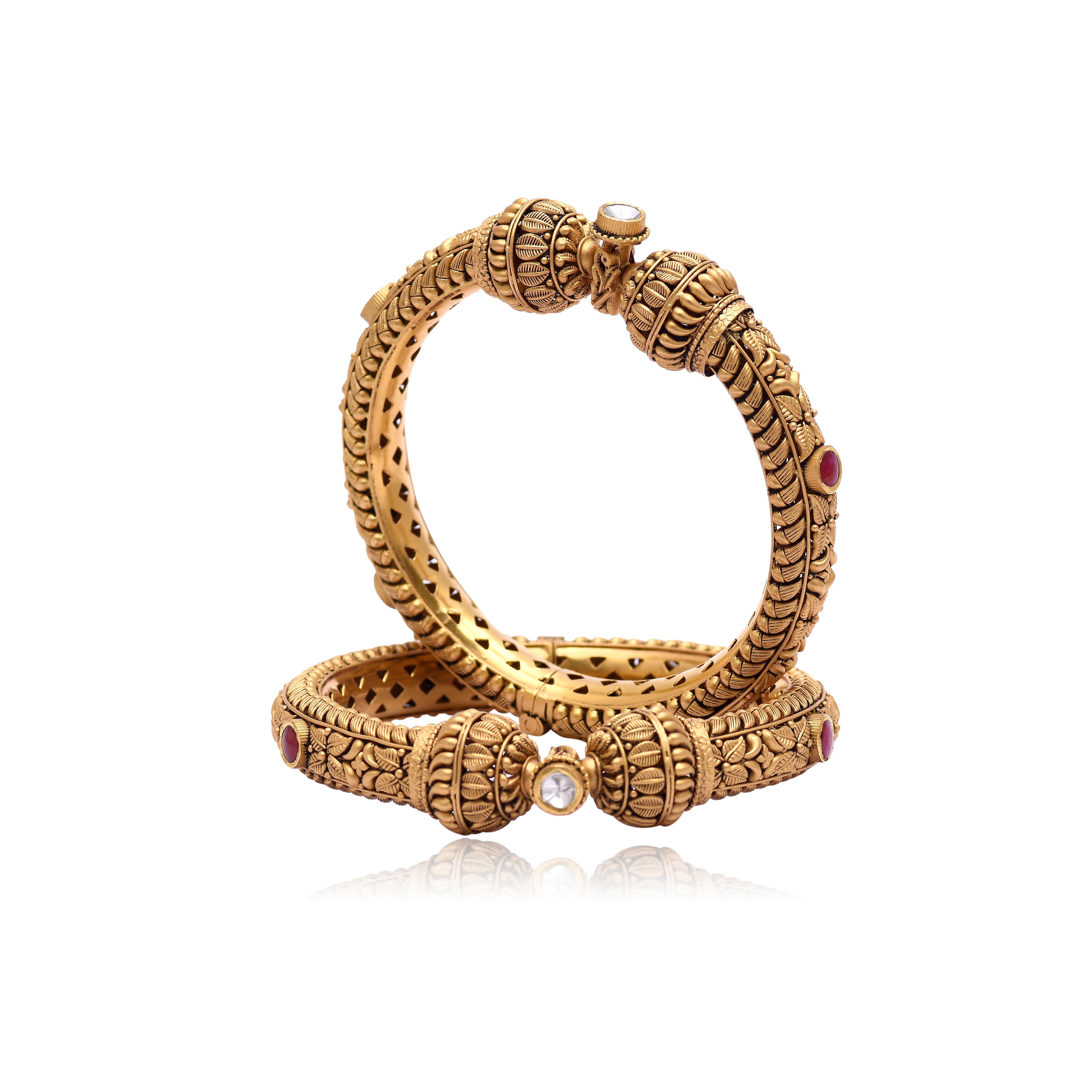 Rajsi Antique Kara